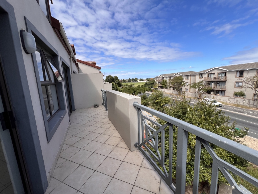 3 Bedroom Property for Sale in Parklands Western Cape